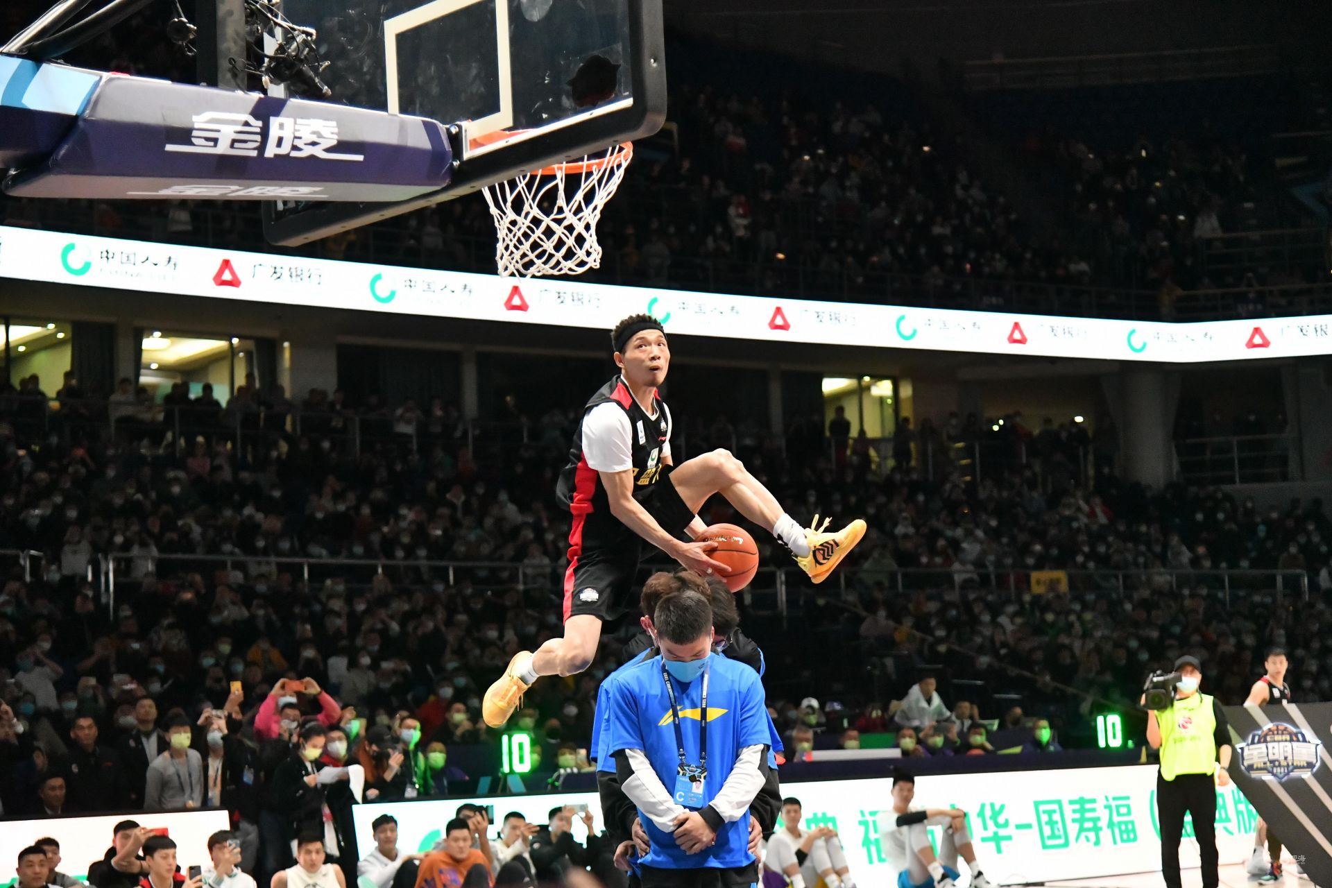 触发高频行